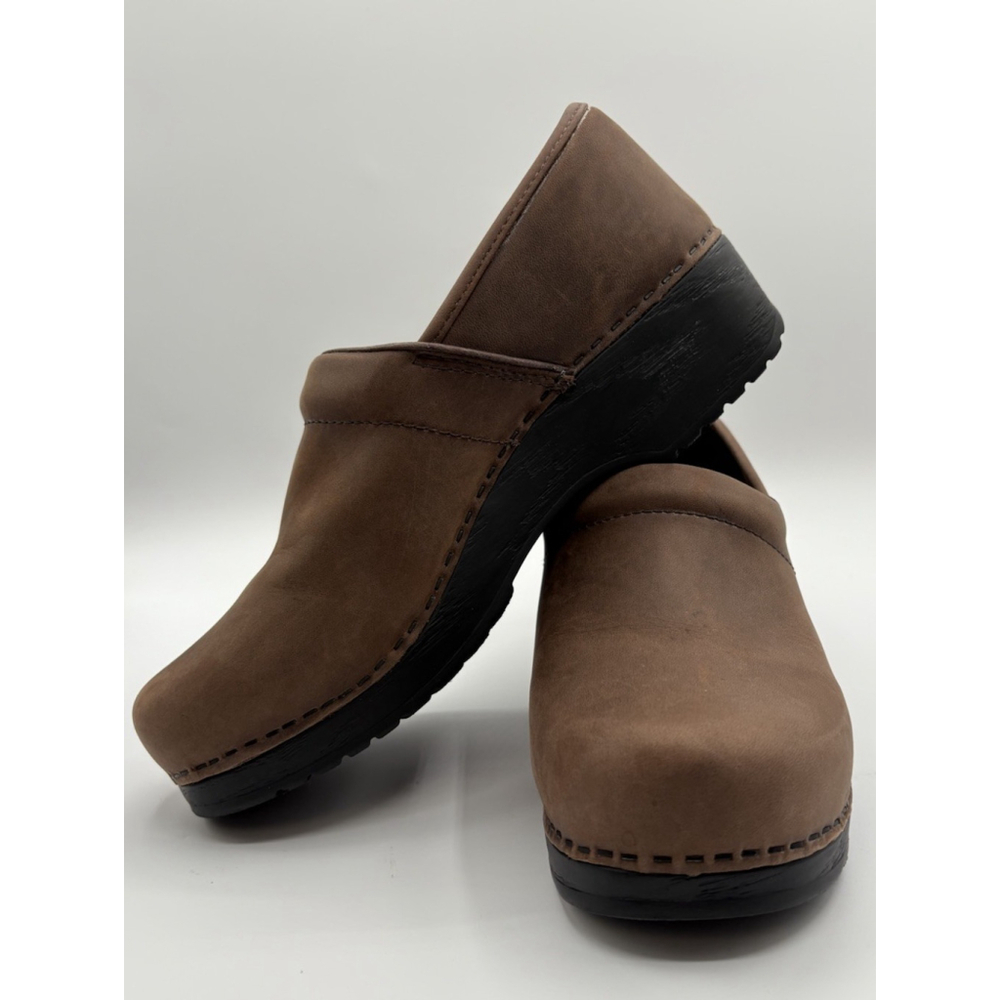 L.L. Bean Brown Flats Durable Loafers